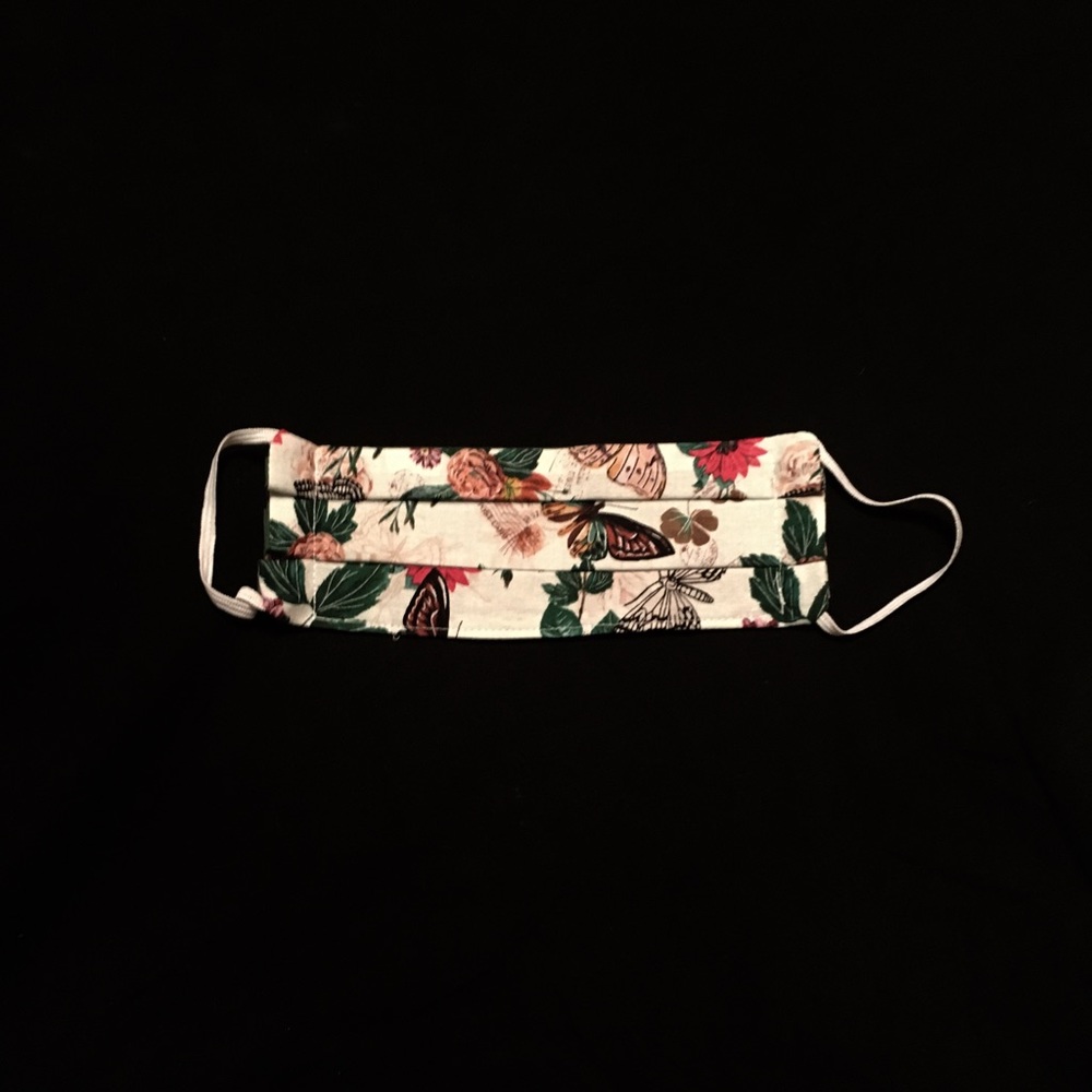 Butterflies & flowers print mask